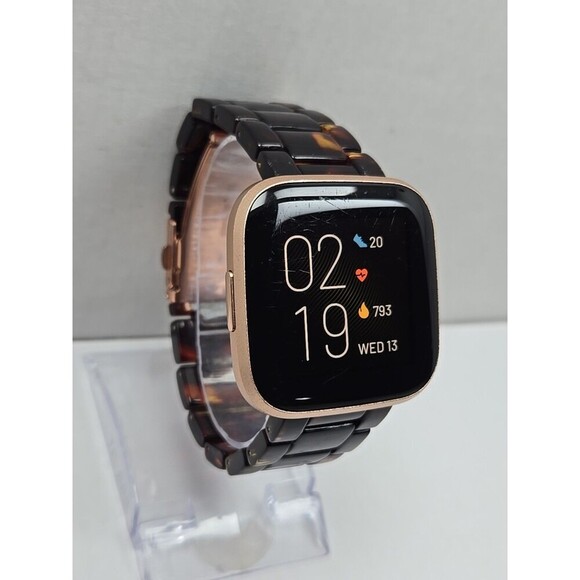 Fitbit Versa 2 Smartwatch Rose Gold 40mm Alexa WR50 Always On Display No Charger - Picture 3 of 10